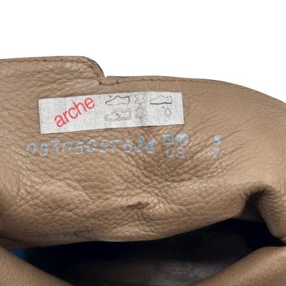 Arche Classic Boot Square Toe Heeled SZ 7 Women's Leather Ankle Bootie Everyday - Picture 9 of 13